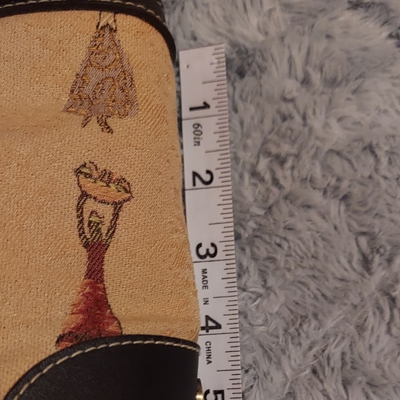 Etienne Aigner purse - Picture 6 of 7